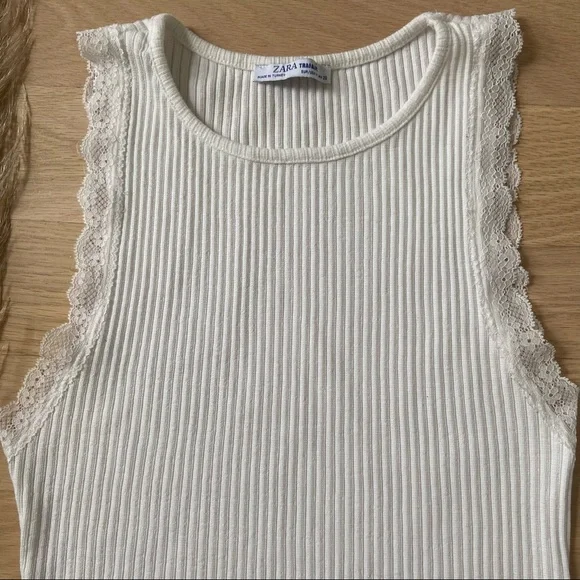 Zara Muscle Cut Ribbed Tank - Picture 3 of 7